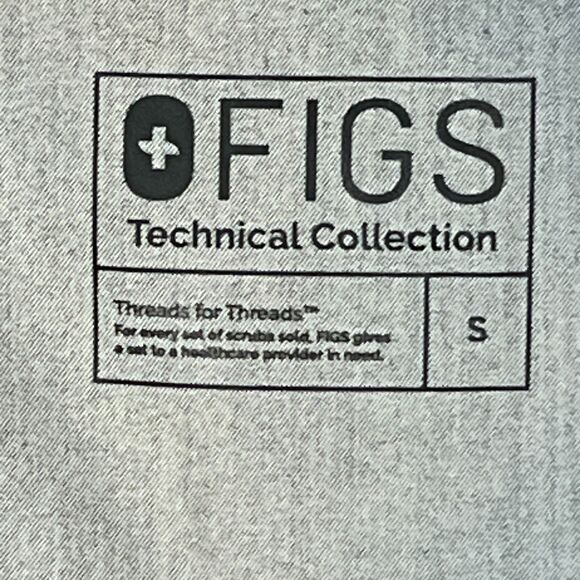FIGS Technical Collection Sleeveless Scrub Top Gray Medical Dental Women's Small - Picture 3 of 7